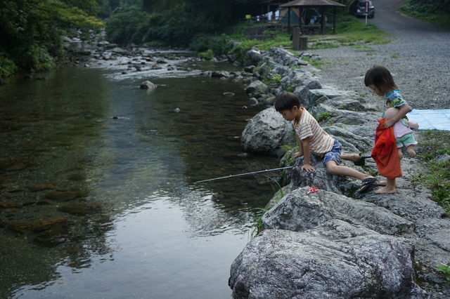834505_2093437994_44large.jpg